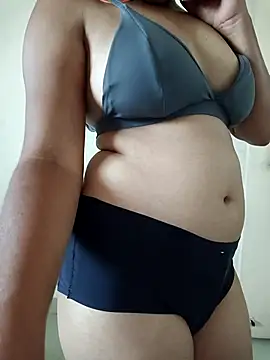 Tanisha_singh69のウェブカメラショー