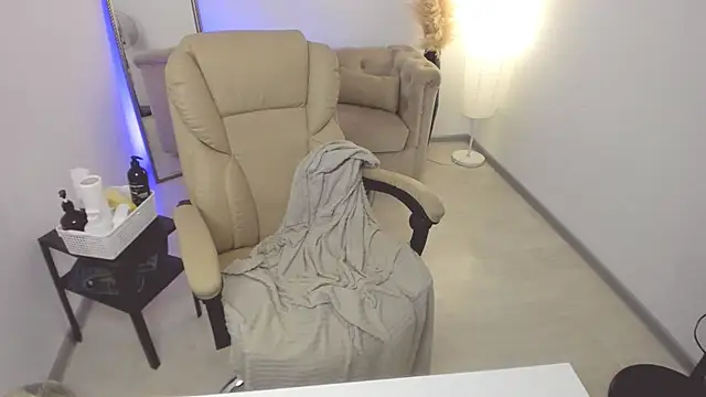 Chat +18 de Lady_AMG ao vivo