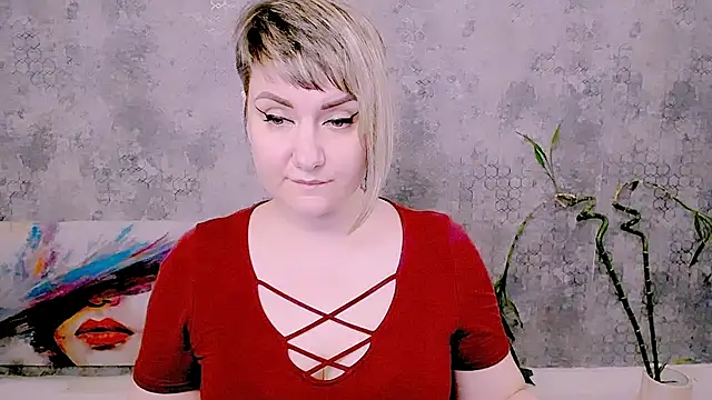 Djullia Chat XXX live