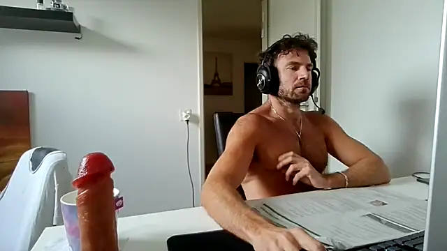 alpha-hunk Chat XXX in diretta