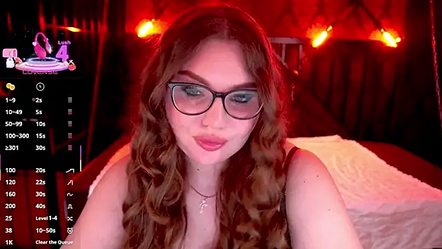 LuxSopphia élő XXX-chatje