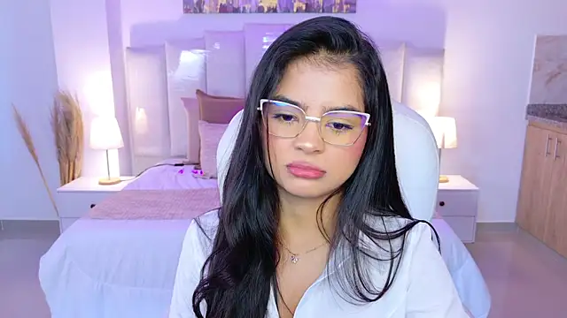 Layla_BreezeeのライブXXXチャット