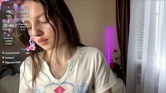 Chat +18 de JanellHousen ao vivo