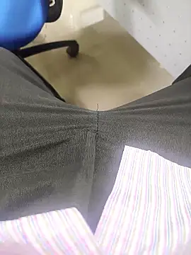 adicma123 – webcam-show