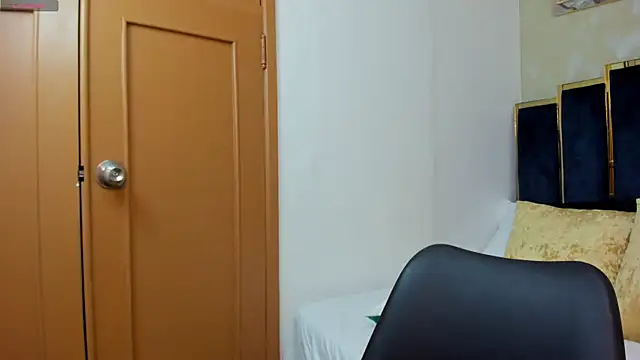 Вебкам-шоу kylieBensoon