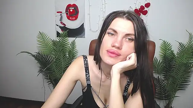 MilaLoona 现场XXX聊天