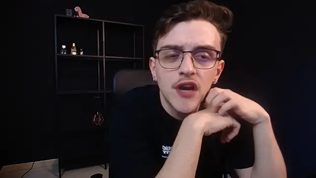 Chat XXX Live FelixStarkk
