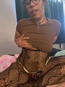 Desirae_Luciano's Webcam Show