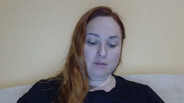 Chatroom XXX en direct de Foxy_Kate3333