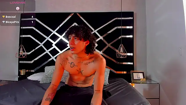 JayTaylorr – Naživo XXX chat