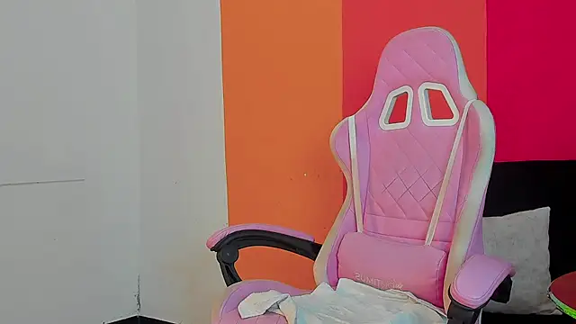 Chat XXX Live Rowan_Cley