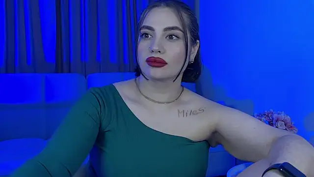 AdrianaToress – Live XXX-chat