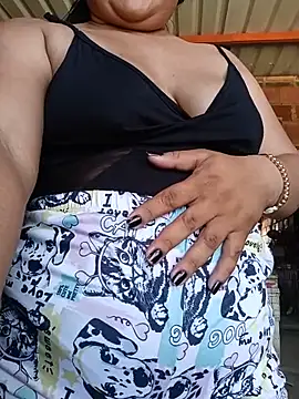 dirty_violeota_19 Adlı Modelin Canlı XXX Sohbeti