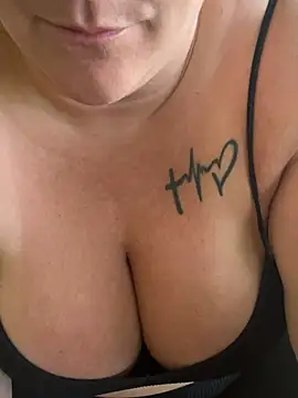 sweeti_Em Webcam Show