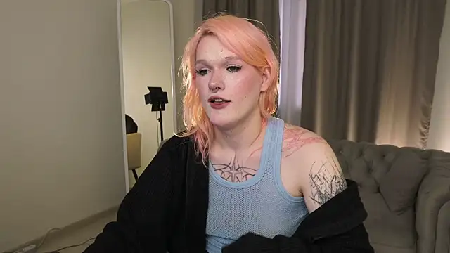 Lollita_Morgan Show in webcam