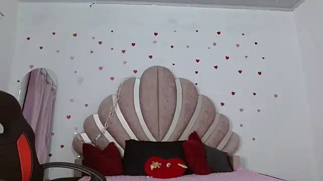 sven_fox723 Show in webcam