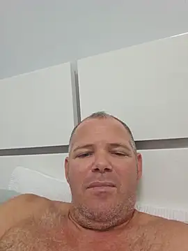 cubanitofeliz40 Show in webcam