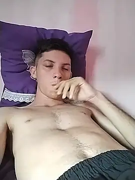 Chat +18 de welitonzz28 ao vivo