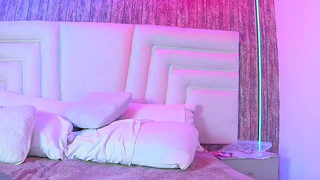 Mia_Monroee Chat XXX live