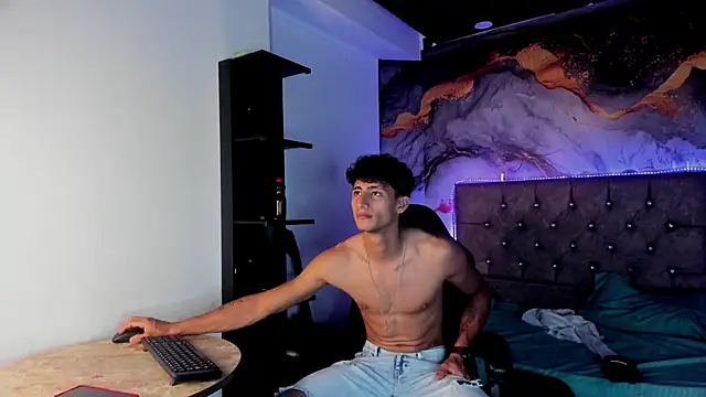 MaxiimoRomano_ 在線直播表演