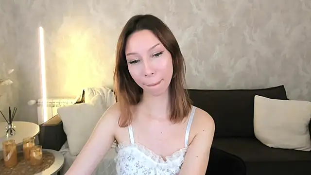 AshleyGreye Adlı Modelin Canlı XXX Sohbeti