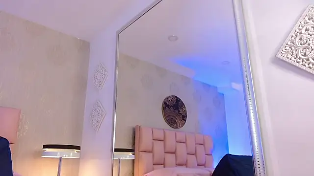 IsabelleDaza's Live XXX Chat
