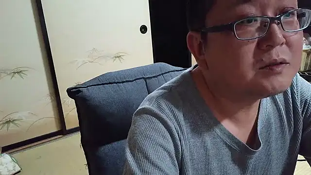 Tkousuke's Live XXX Chat