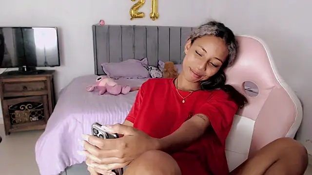 linda_brown_ Obrolan Langsung XXX