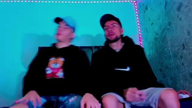 Show modela alex_and_christhoper na web-kameri