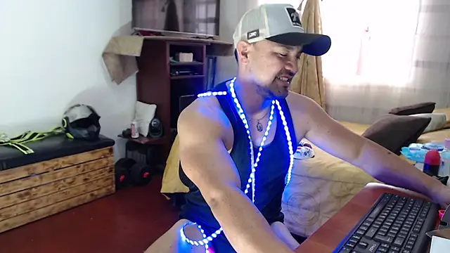 AlejoMoretti webkamerás műsora