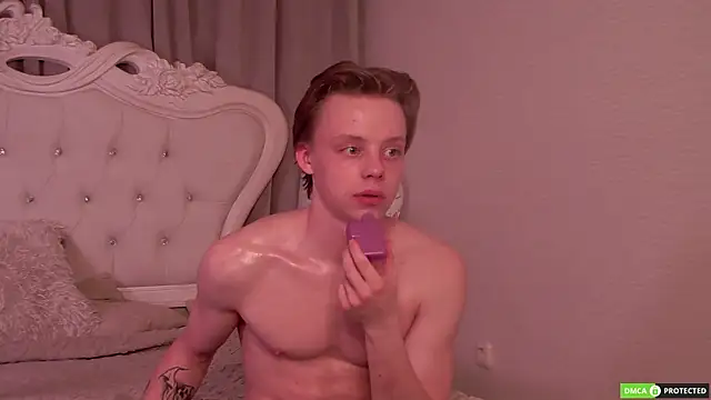 SimonWarner webcam show