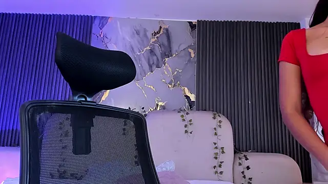 Онлайн чат XXX CarolineFyre
