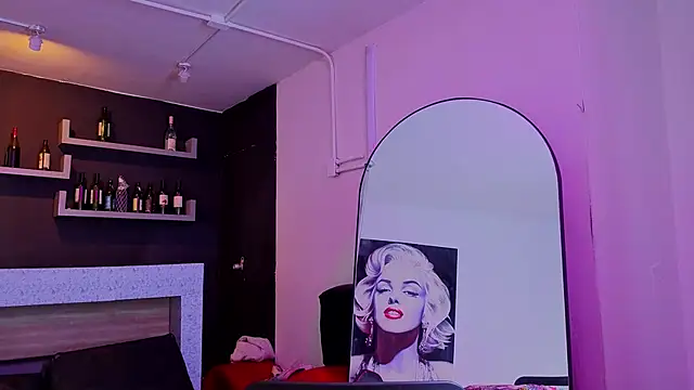 nova_salvatore Webcam Show