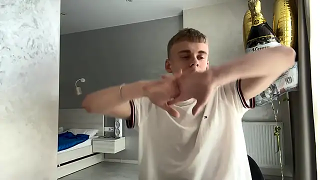 SoloFury Live XXX Chat