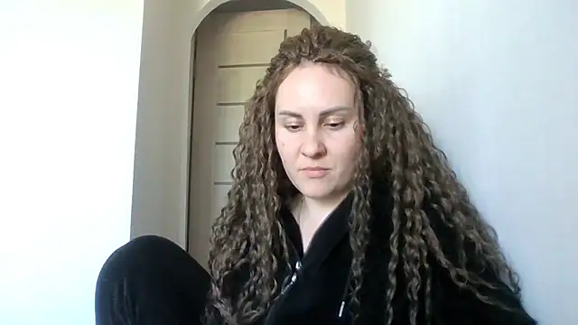 Chatroom XXX en direct de MeadowEyes