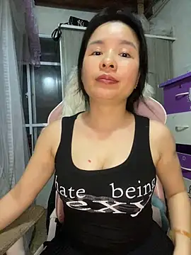Ivy_Trix2 Adlı Modelin Canlı XXX Sohbeti