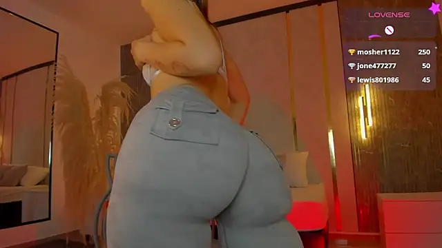 Živý XXX chat riley_sierra