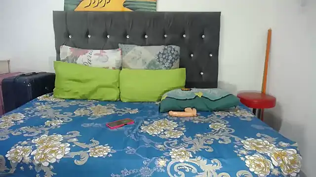 BootySoYummyX's Live XXX Chat