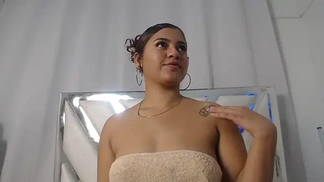 AlannaHarper 라이브 XXX 채팅