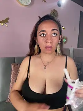 Im_Luuu 라이브 XXX 채팅