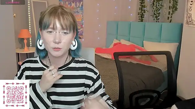 Lilac-Muse's Live XXX Chat