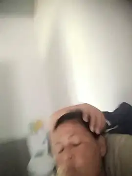 Chat XXX en directo de kailiani12