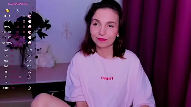 Chat XXX ao vivo de KindHazelHere_