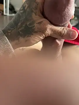 Show modela Bigdickpinnky na web-kameri