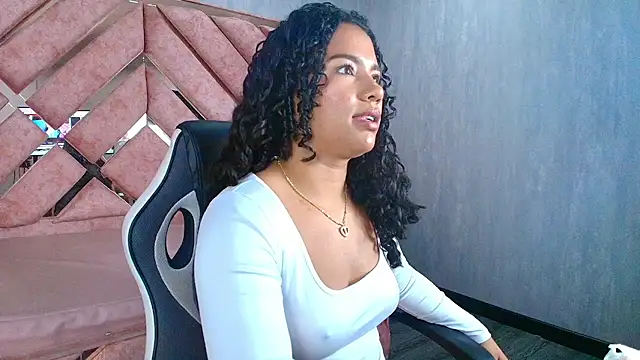 TamaraaHoney's Live XXX Chat