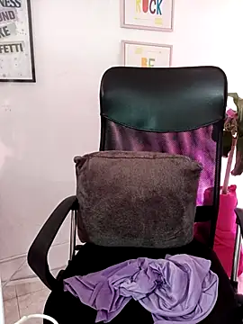 Chat XXX ao vivo de kim7_