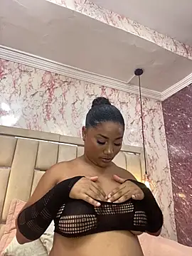 Chat XXX ao vivo de KishaX_