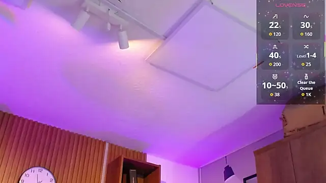 Онлайн чат XXX colete_milf