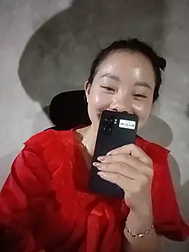 milo123-xx Live XXX-chat