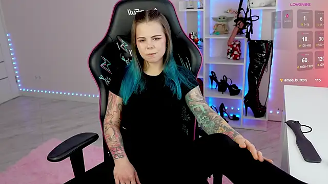 Chat XXX ao vivo de QueenAliceX